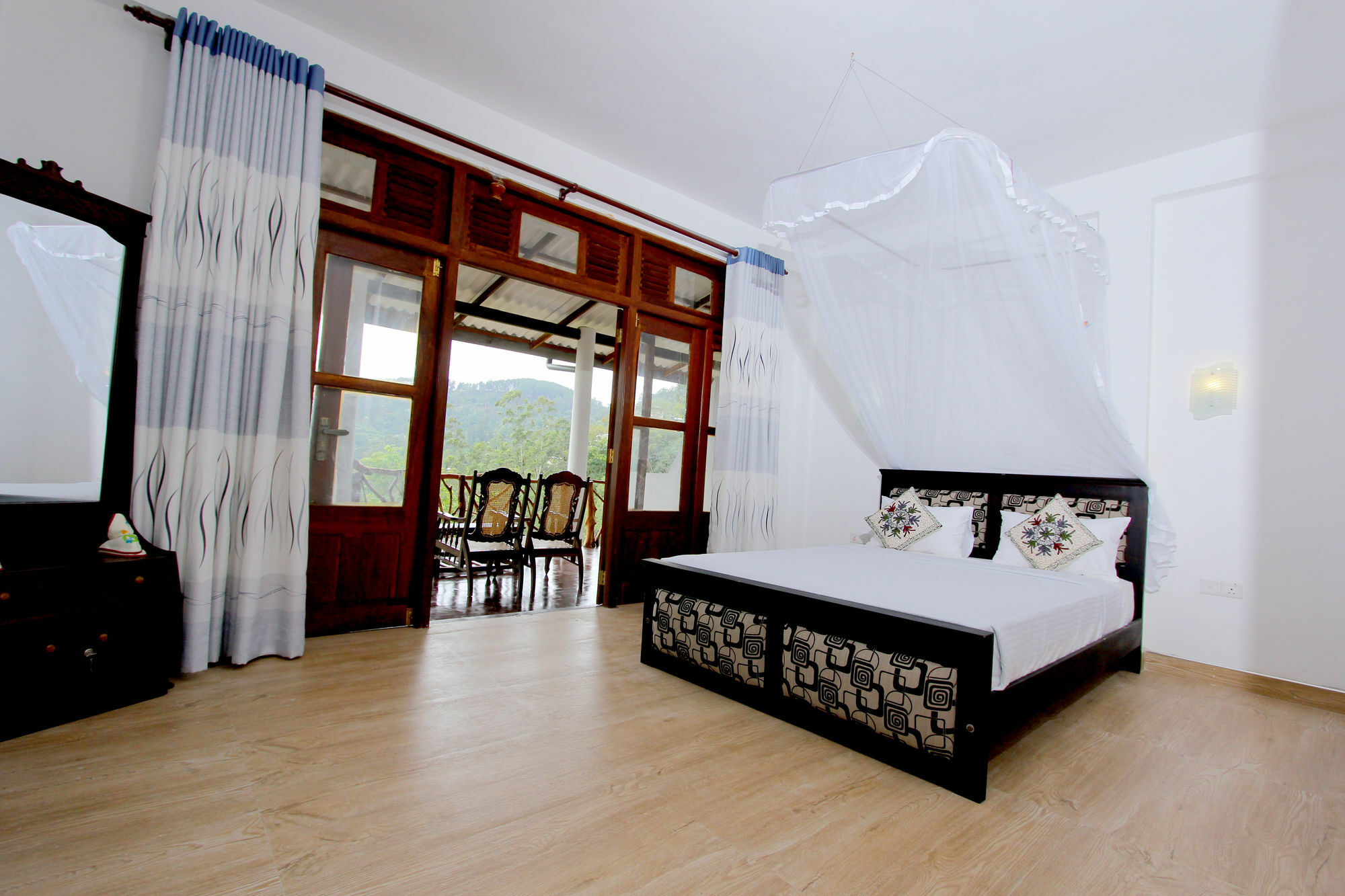 Mount Blue View Guest Inn Элла Экстерьер фото
